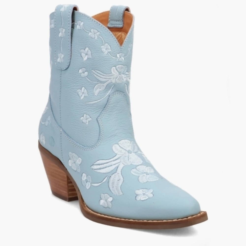 dingo sweetheart leather Light Blue Floral Embroidered Heeled Western Boots 9